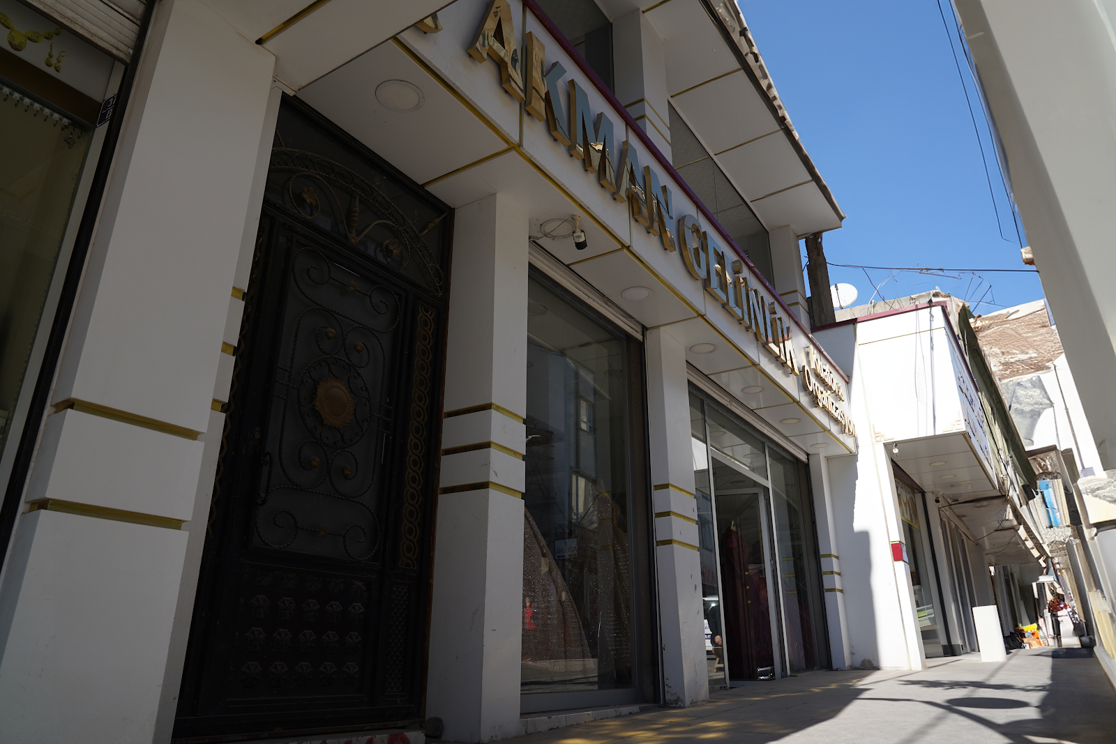 Akman Gelinlik