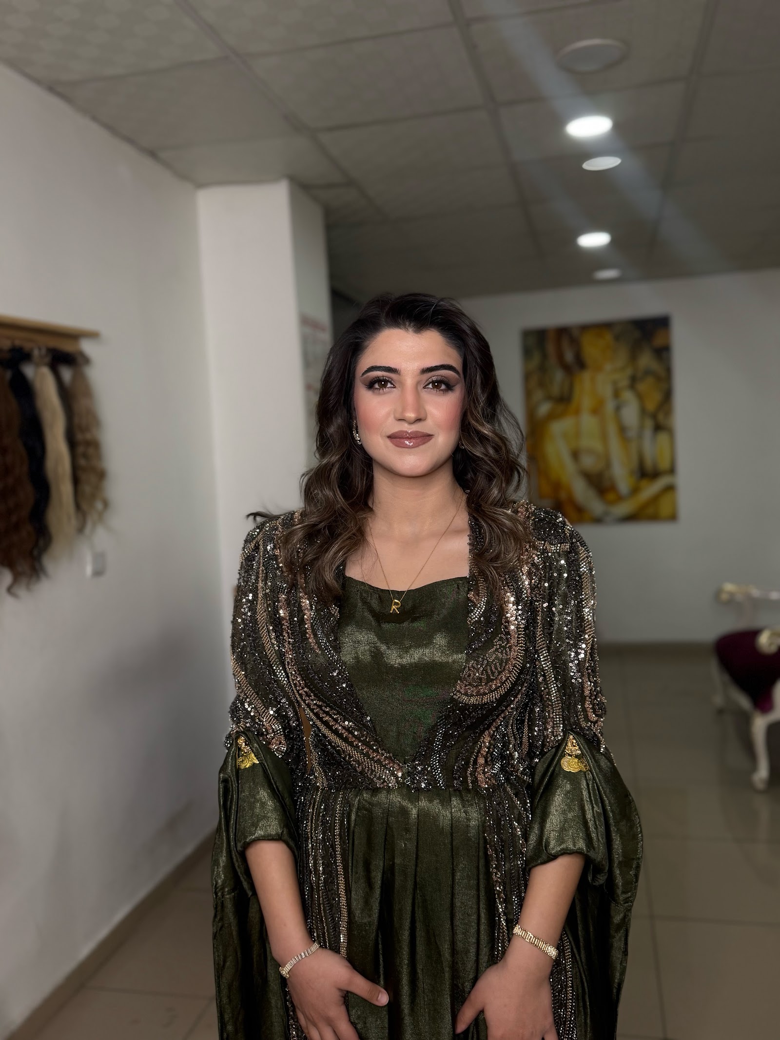 Narin bayan kuaförü